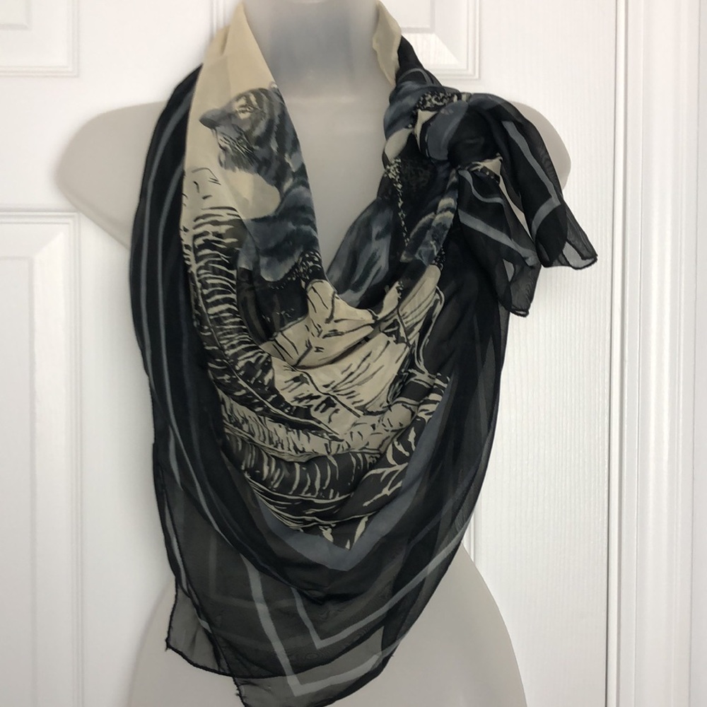 Vintage Airy Square Scarf Tigers in the Jungle Black Grey